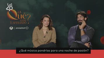 Test de seducción Adriana Torrebejano y Rubén Cortada: Cantante para una noche loca o de amor